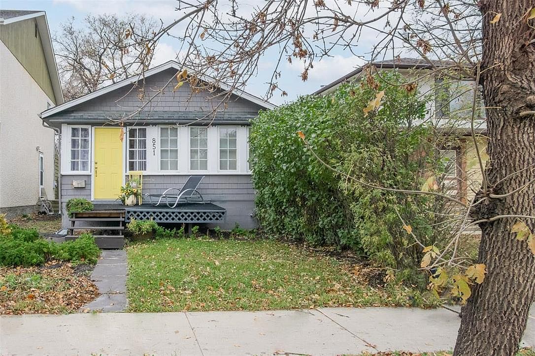 851 Jubilee Ave, Winnipeg, MB R3L 1R1 Zillow