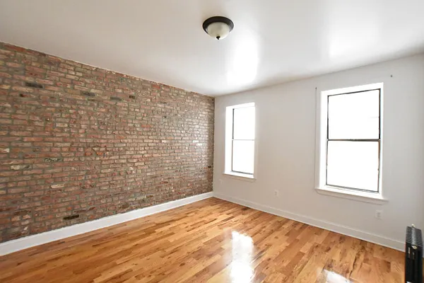 Rented by Clove Realty LLC | media 1