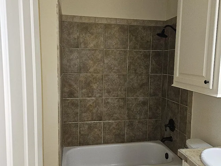 106 Bainbridge Xing — Photo 26