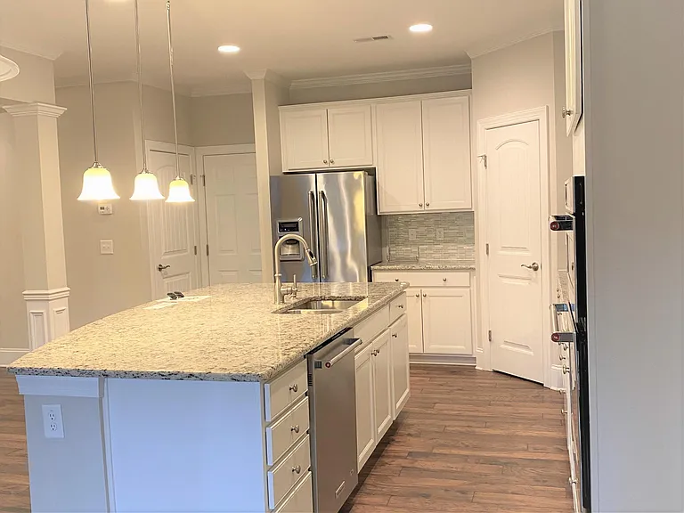 212 Daymire Glen Ln — Photo 9