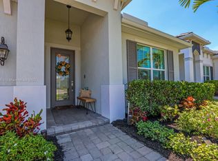 4670 SW Ardsley Dr, Stuart, FL 34997