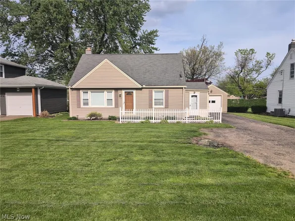 328 Whipple Ave NW, Canton, OH 44708