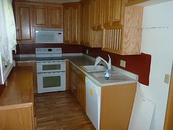 5th image of 346 2nd St NE