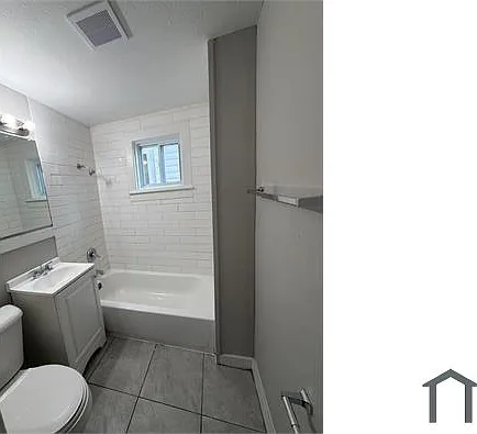 2645 Grand Ave — Photo 14