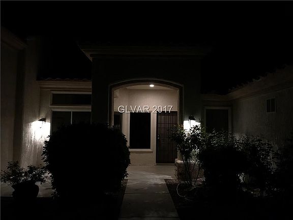 2nd image of 3105 Ravenshoe Dr