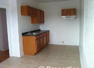 4th image of 8520 S Crandon Ave APT 2