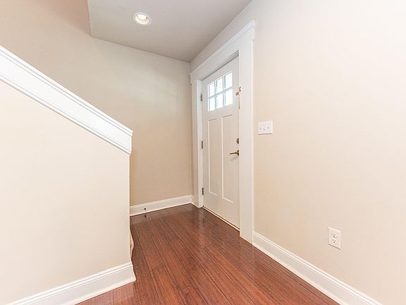 2nd image of 2 Maple Village Ct