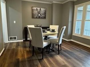 6403-1 S 156th Avenue Cir, Omaha, NE 68135