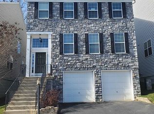 3485 Eagle Ridge Dr, Woodbridge, VA 22191