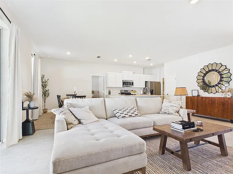 566 Marion Oaks Blvd — Photo 18