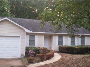 202 Sandcreek Dr, Winnsboro, SC 29180