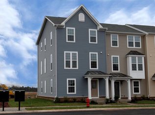8539 Ross St, Bealeton, VA 22712
