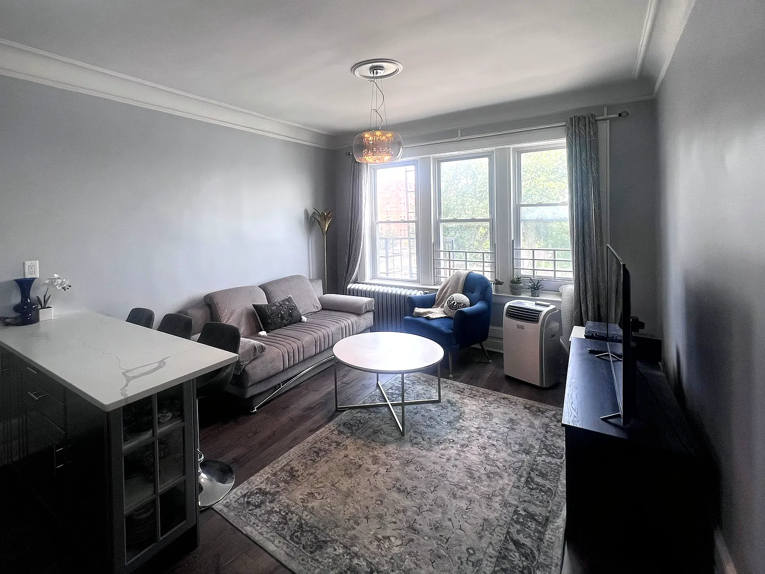 1 bed, $2,600 — Photo 3