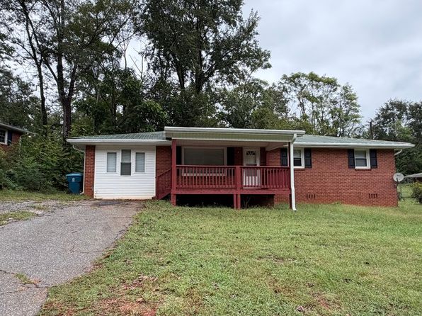 192 Brackett Rd