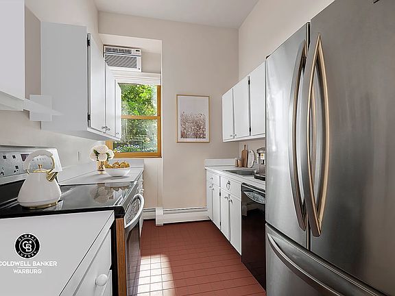 5th image of 100 W 78th St APT 1B