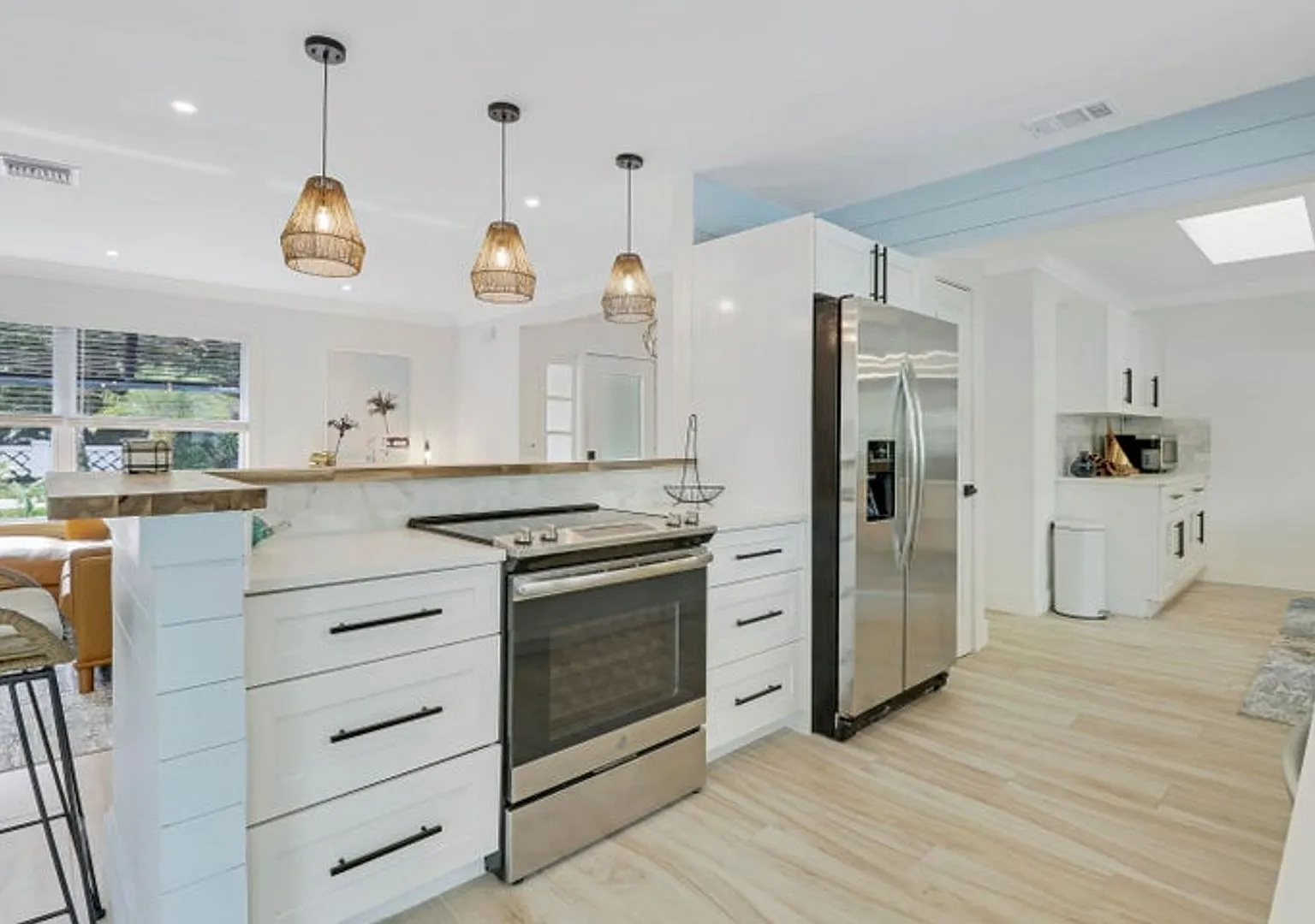 9 W Riverside Drive, Jupiter, FL 33469 — Photo 2