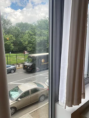 Rented by Chana Ofek, LREB | media 30