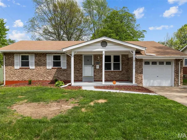 1470 Bluefield Dr, Florissant, MO 63033