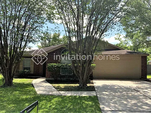 22731 Bridgewater Dr Photo 1