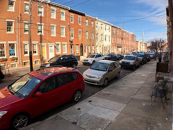 Street View (It's a little busier with parking on Sunday Morning, but most of the time it's really easy to find parking)