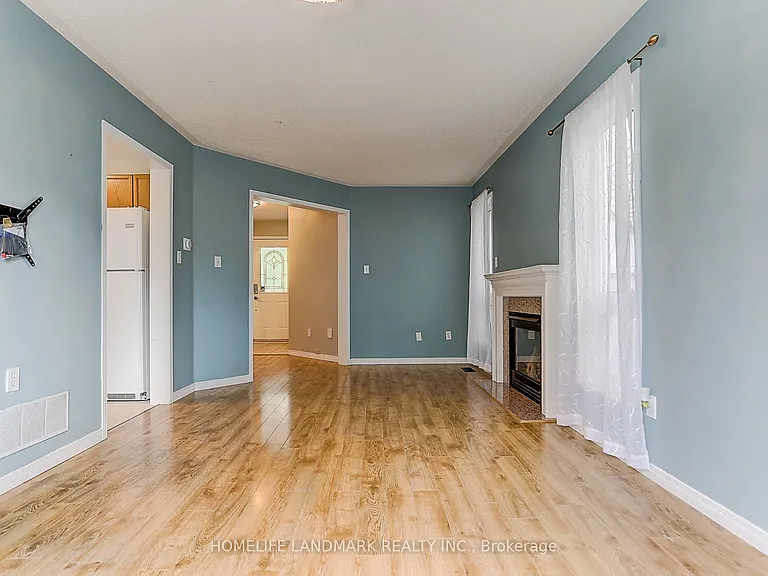 4 Sinden Dr — Photo 9