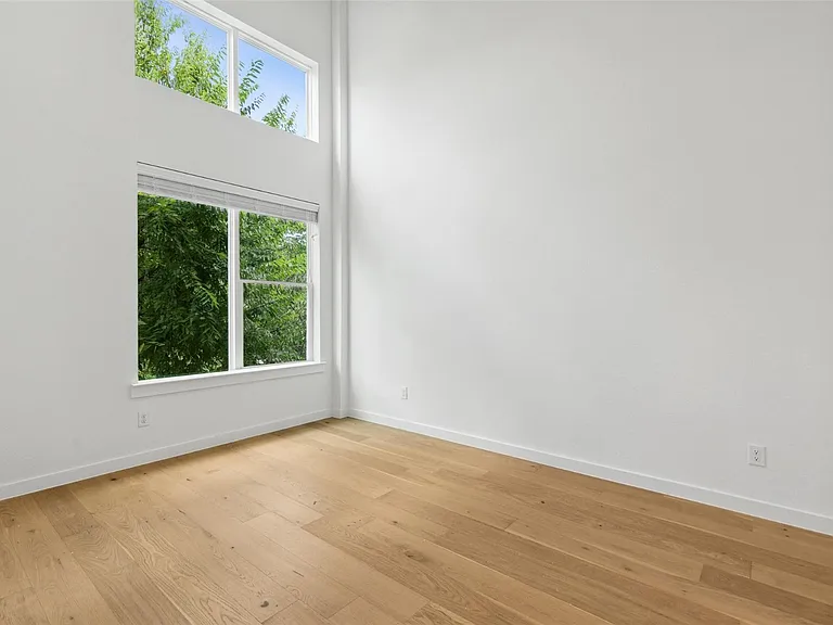 6144 Oram St #5 — Photo 5