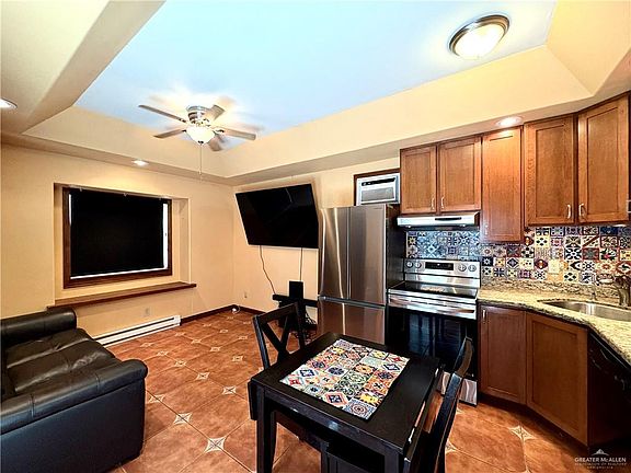 4th image of 3801 Mallard Dr