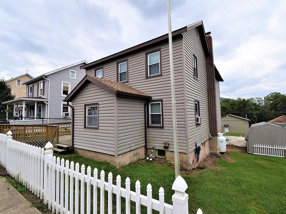 2nd image of 334 White Ln