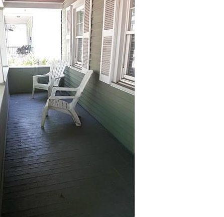 5th image of 166 Beekman Ave