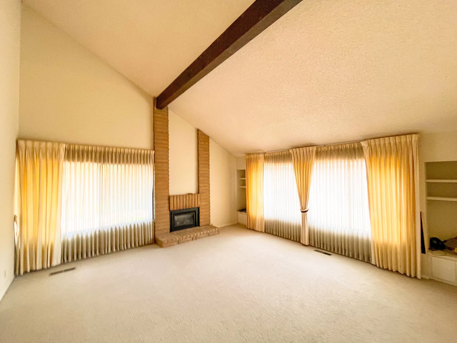 3 bed, 1920 sqft, $7,500 — Photo 4