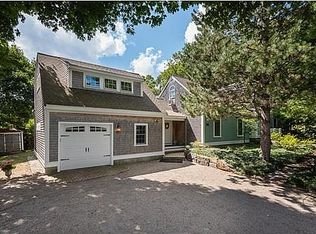217 Presidents Ln, Quincy, MA 02169