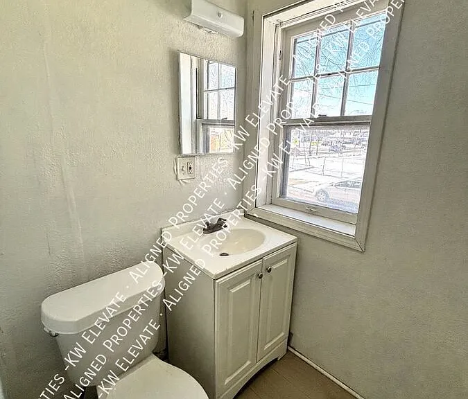 918 Copley Rd #2 — Photo 8