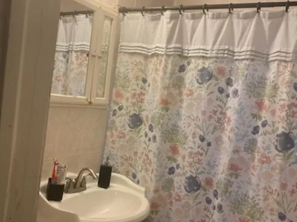 518 Harrington St, Perth Amboy City, NJ 08861