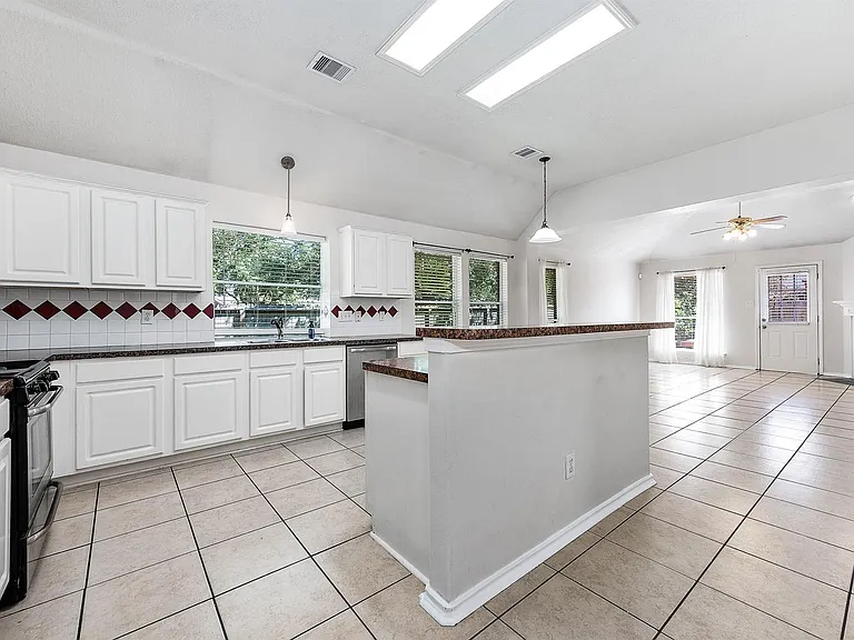 3347 Pebble Beach Ln — Photo 9
