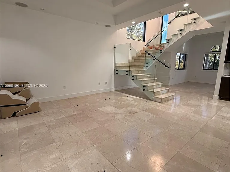 8881 SW 28th St — Photo 9