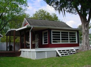 5503 Riverside Dr, Yankeetown, FL 34498