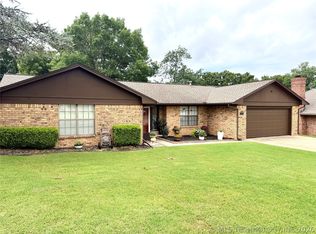2513 Foliage Dr, Ada, OK 74820