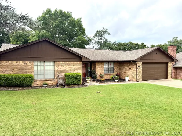 2513 Foliage Dr, Ada, OK 74820