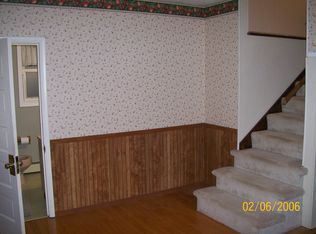 714 Montana Ave, Gladstone, MI 49837