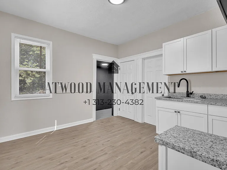 6439 Fischer Ave — Photo 10