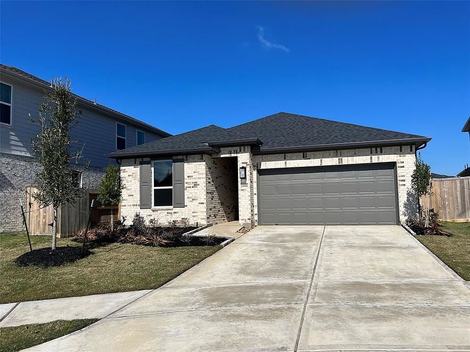 1st image of 21006 Vancherry Dr