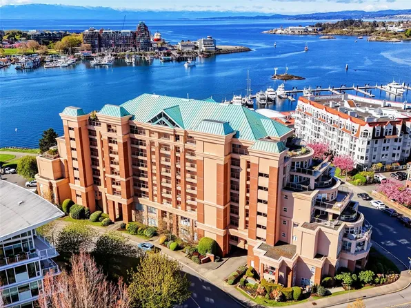 75 Songhees Rd #104, Victoria, BC V9A 7M5