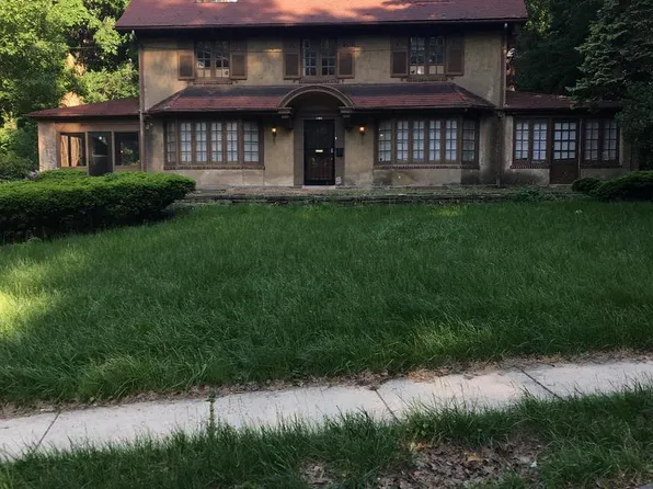 7305 N 12th St, Elkins Park, PA 19027