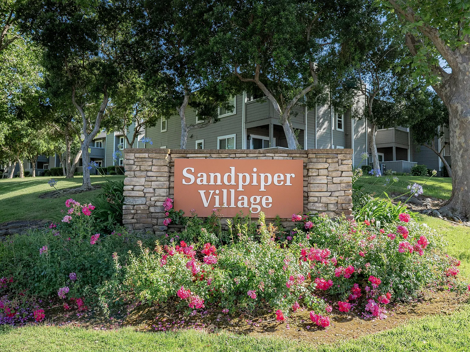 Sandpiper Village — Photo 1