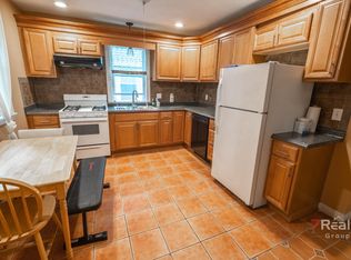 13 Magnus Ave #2, Somerville, MA 02143