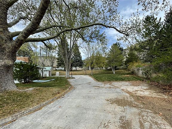 5th image of 1768 Argentite Way