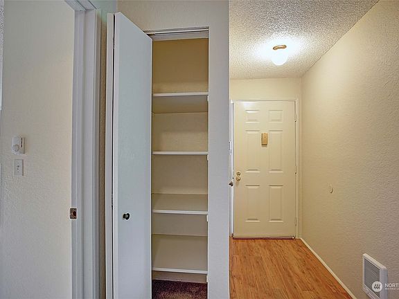 5th image of 130 E North Camano Drive #6