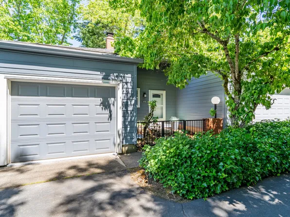 4416 SW Dickinson St #47, Portland, OR 97219