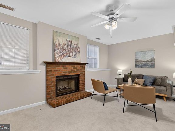 5th image of 6056 Knights Ridge Way