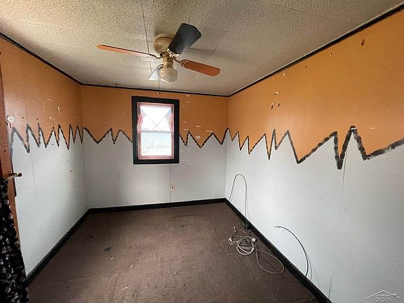 5th image of 2601 Maplewood Ave